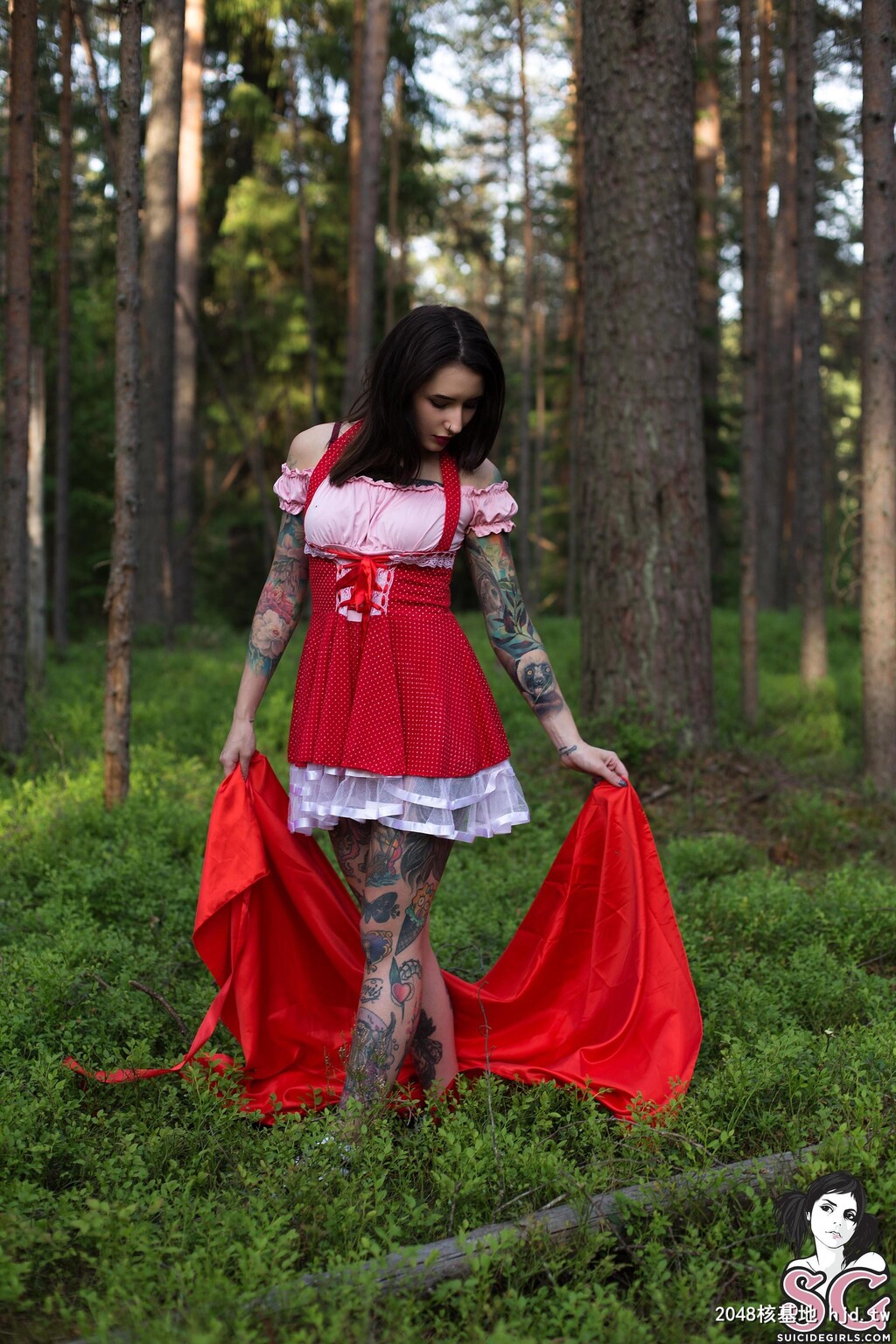 [SuicideGirls]NastyAveter-LittleRedRidingHood-[42P]第0页 作者:Publisher 帖子ID:60201 TAG:欧美图片,歐美激情,2048核基地